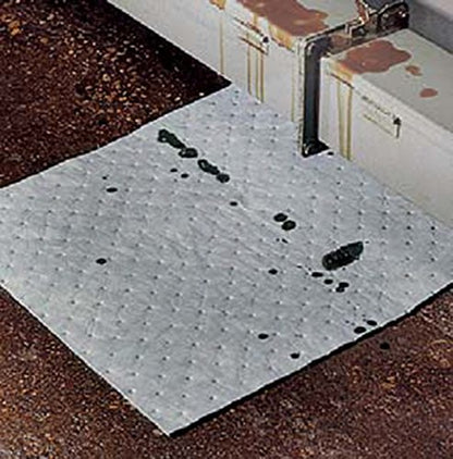 Oil-Dri L91001 15" W x 19" L Universal Middle Weight Bonded Perforated Pads (100 Mats/Box)