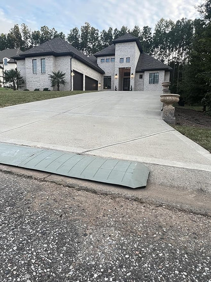 – Gray Color – Driveway Curb Ramps – Low Profile Car Ramps – 3 Piece Expandable Set – Made from Heavy Duty Recycled Rubber – Eliminate Scraping and Damage On Your Car Truck RV